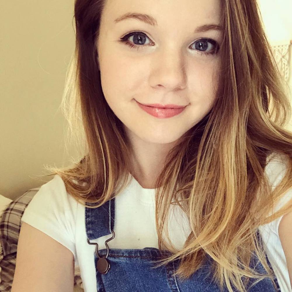 Meet your Posher, Abby